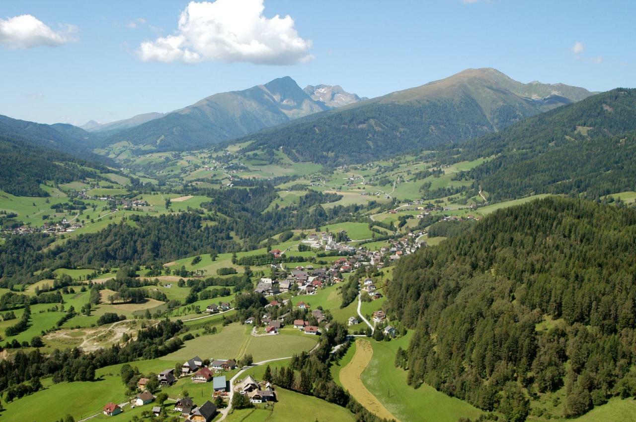 ホテル Feielhof Krakaudorf エクステリア 写真