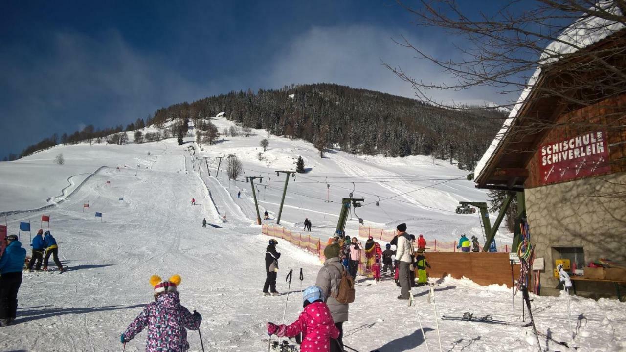 ホテル Feielhof Krakaudorf エクステリア 写真